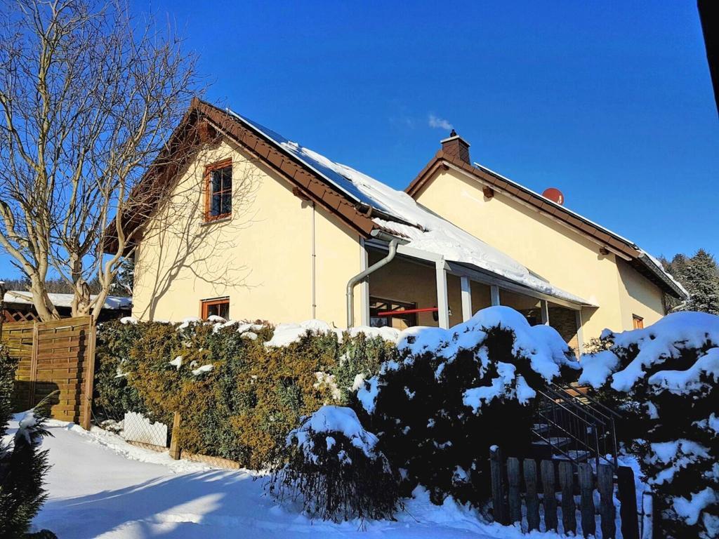 Apartment With Views Of The Ore Mountains Oelsnitz (Erzgebirge) Exterior foto